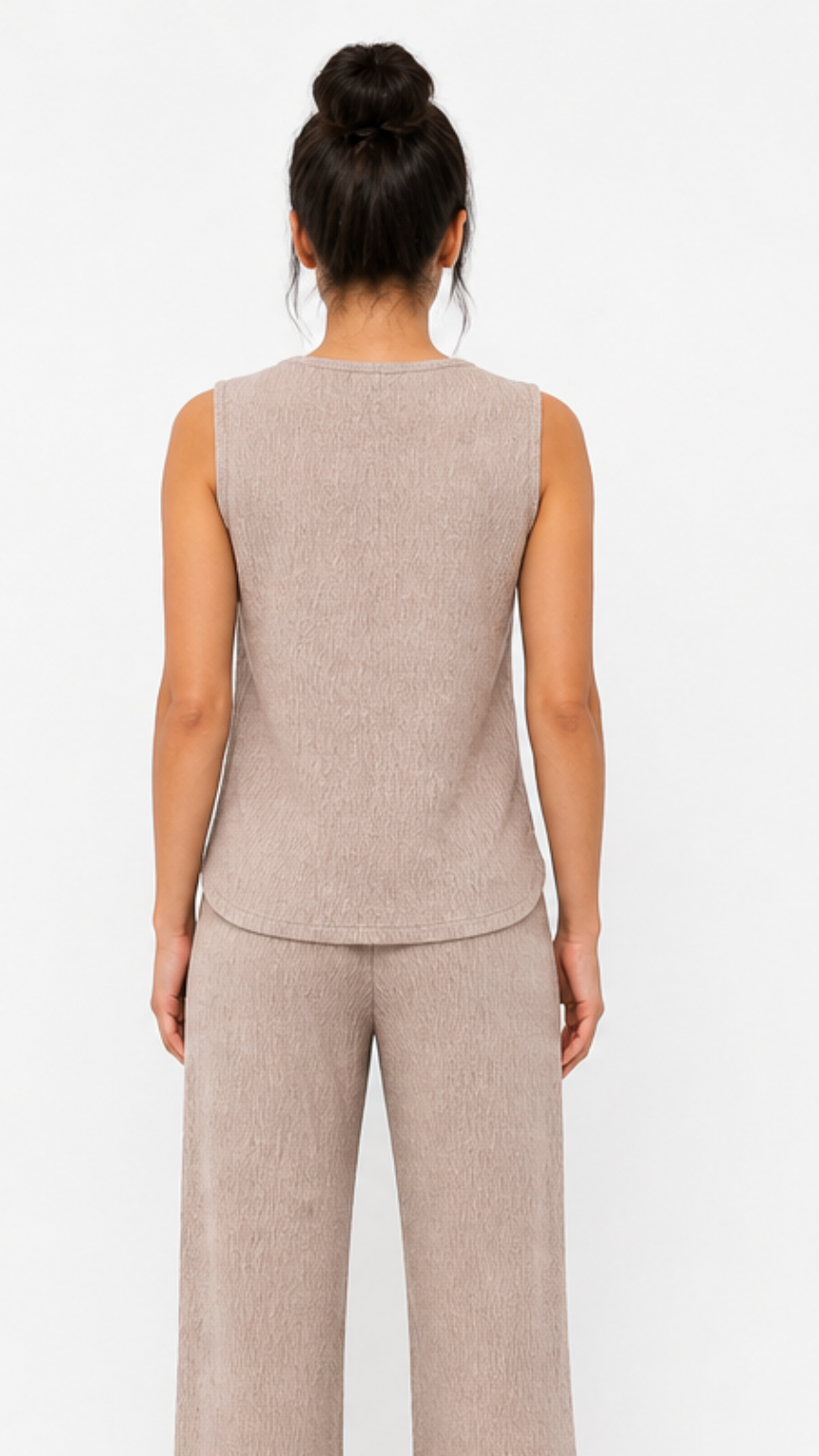 Kareno women elegant textured matching set relaxed fit