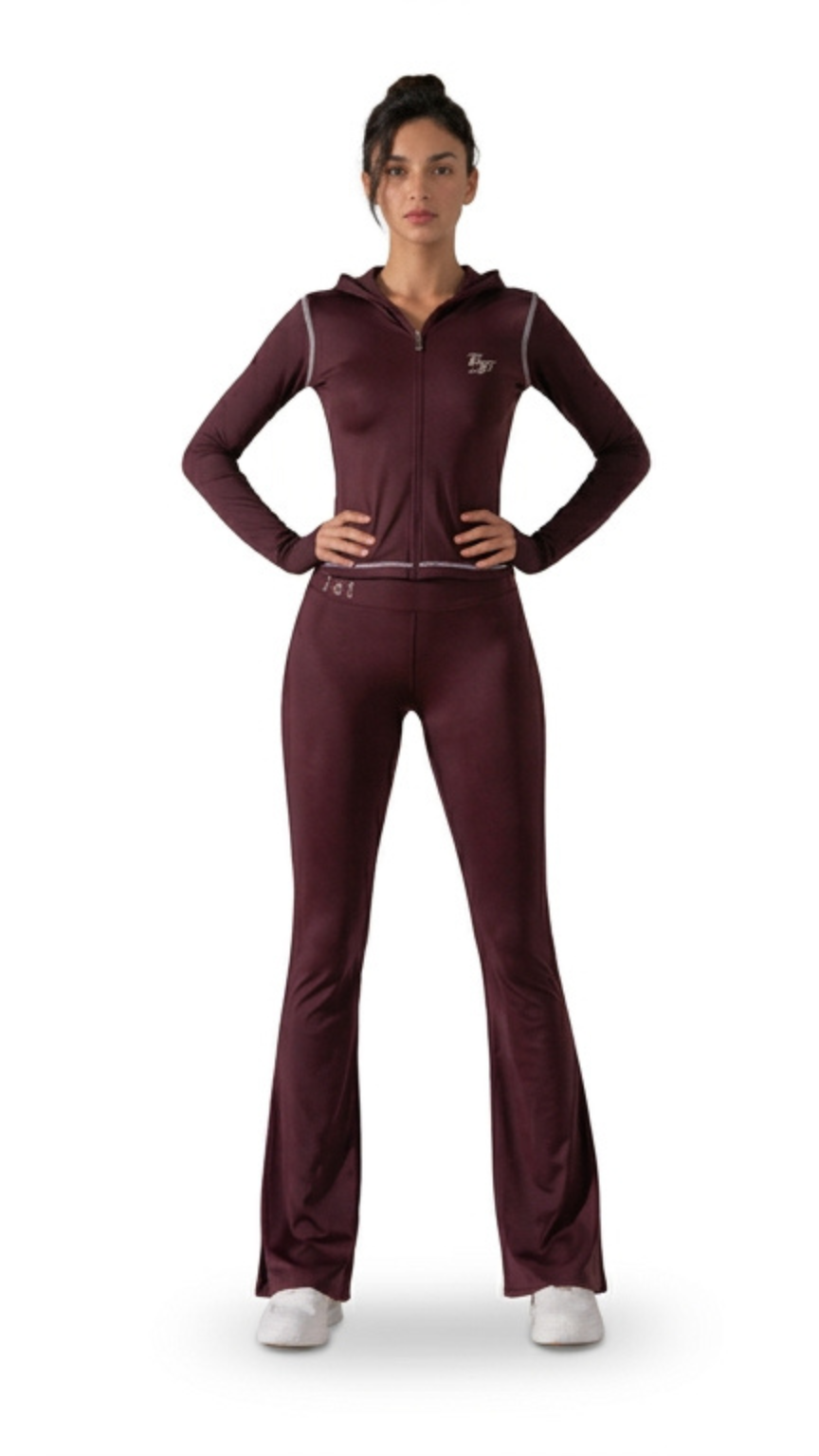 Kareno women burgundy activewear set premium athletic fit